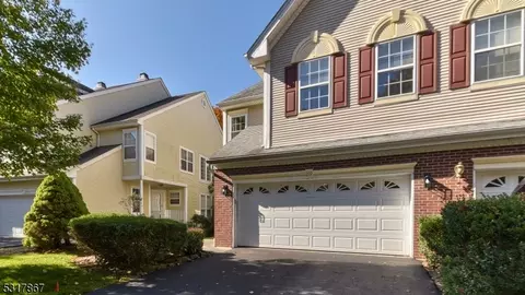 219 Warbler Dr #219, Wayne, NJ 07470