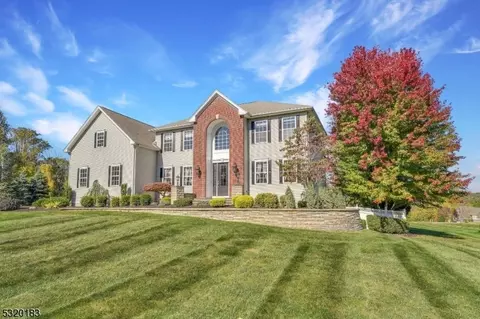 71 Ketcham Rd, Hackettstown, NJ 07840