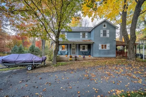 133 Jonestown Rd, Oxford, NJ 07863