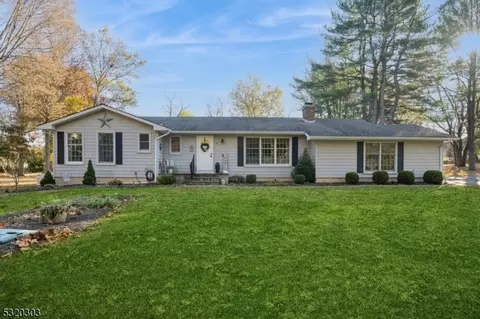 24 Madison Ave, Flemington, NJ 08822