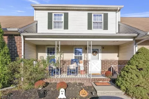 11 King James Ct, Scotch Plains, NJ 07076