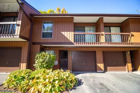 1699 Topside, Wharton, NJ 07885