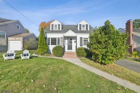 48 Highview Dr, Clifton, NJ 07013