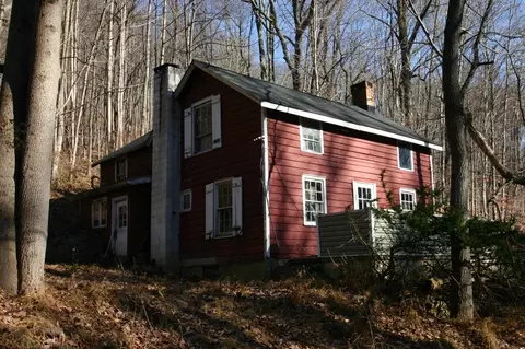160 Sweet Hollow Rd, Milford, NJ 08848