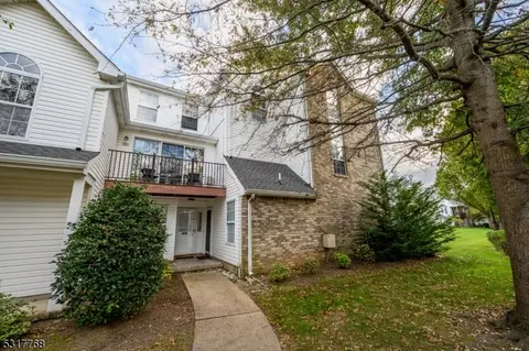 917 Plymouth Rd, North Brunswick Twp, NJ 08902