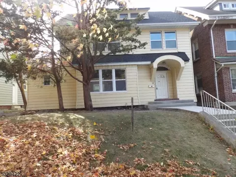54 Shephard Ave, Newark, NJ 07112