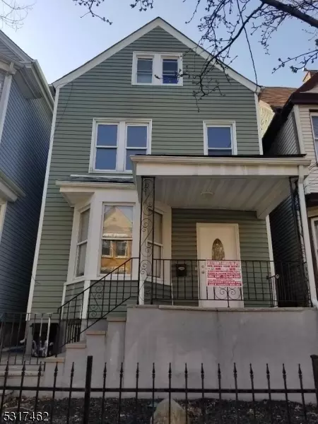 242 N 6th St, Newark, NJ 07107