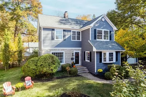 12 Kimball St, Chatham, NJ 07928
