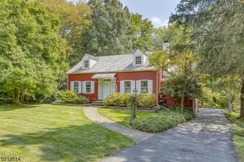 2658 Skytop Dr, Scotch Plains, NJ 07076