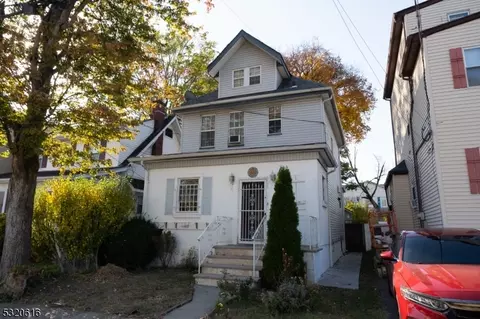 400 E 35th St, Paterson, NJ 07504