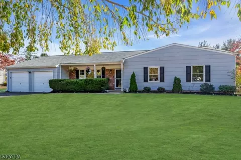 32 Walnut Ave, Franklin Twp, NJ 08873