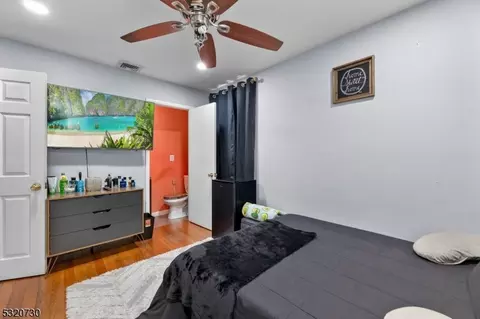130 3rd St, Middlesex, NJ 08846 photo 7