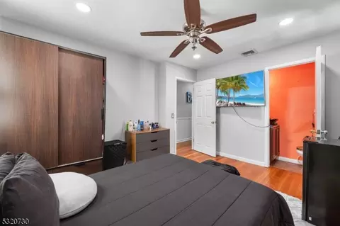 130 3rd St, Middlesex, NJ 08846 photo 6