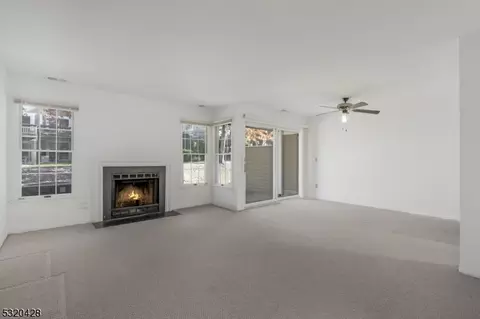 9 Eton Ct, Bedminster, NJ 07921 photo 8