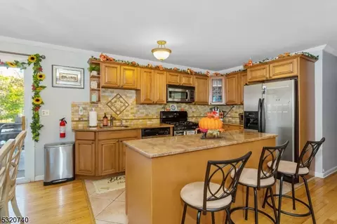 17 Stylon Rd, Wayne, NJ 07470 photo 9