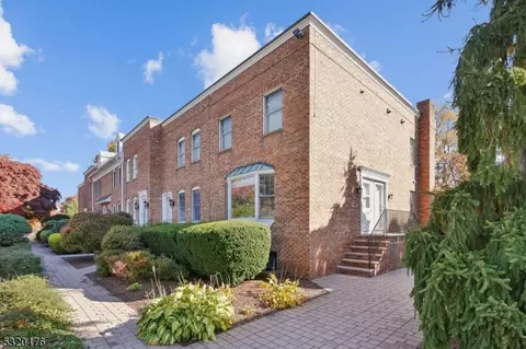 42 Elm St #38J, Summit, NJ 07901