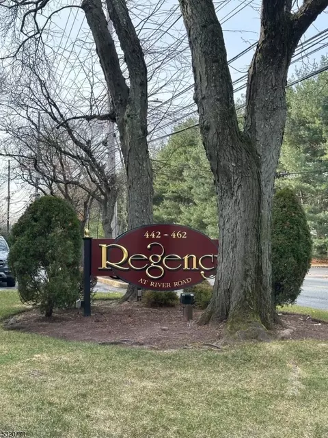 458 River Rd #B, Nutley, NJ 07110