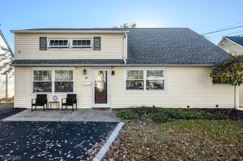 83 Park Ave, Iselin, NJ 08830