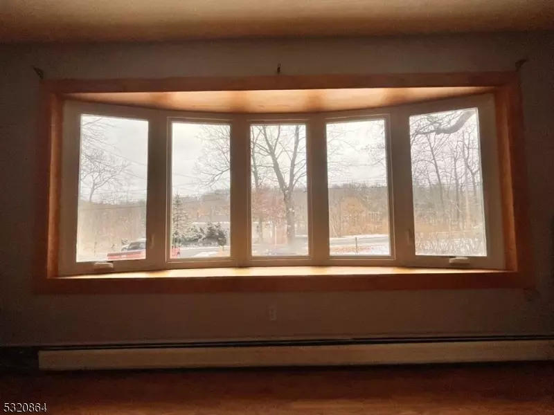  151 Barry Dr N, Vernon Twp, NJ 07422 photo 6