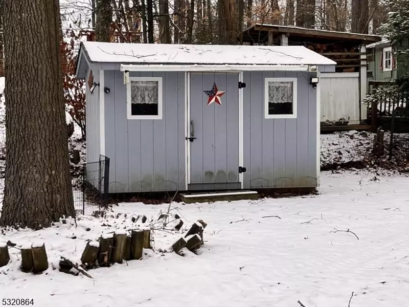  151 Barry Dr N, Vernon Twp, NJ 07422 photo 33