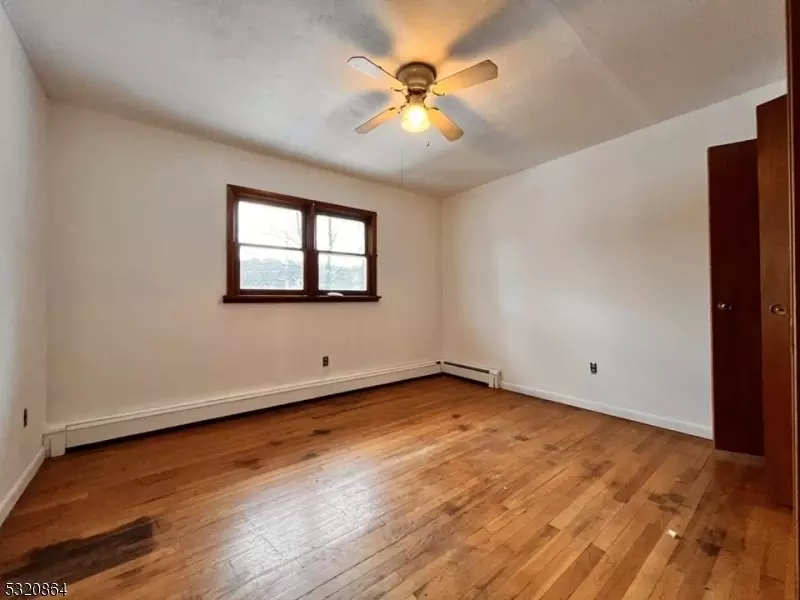  151 Barry Dr N, Vernon Twp, NJ 07422 photo 23