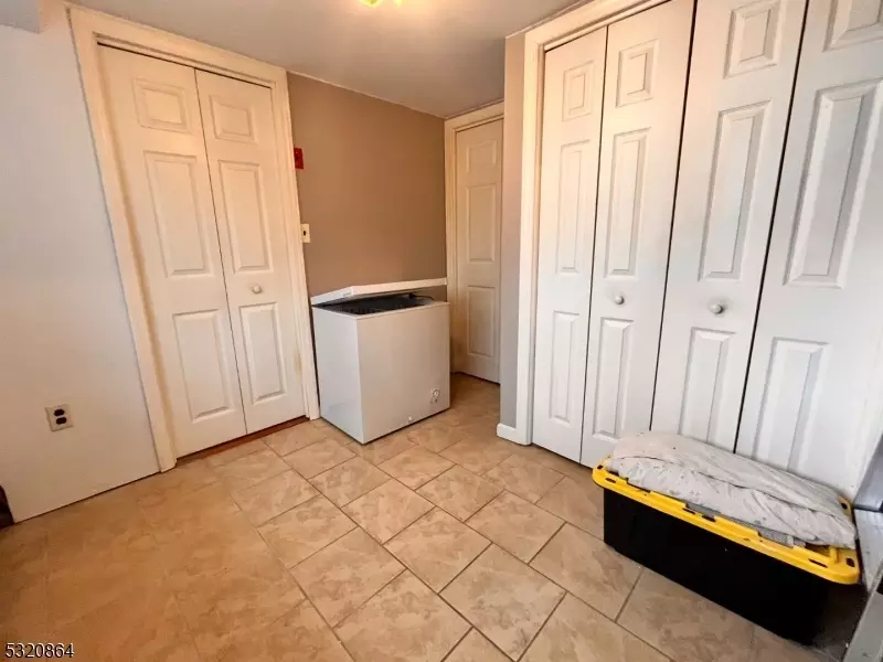  151 Barry Dr N, Vernon Twp, NJ 07422 photo 19