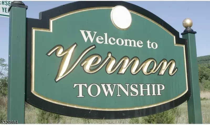  151 Barry Dr N, Vernon Twp, NJ 07422 photo 38