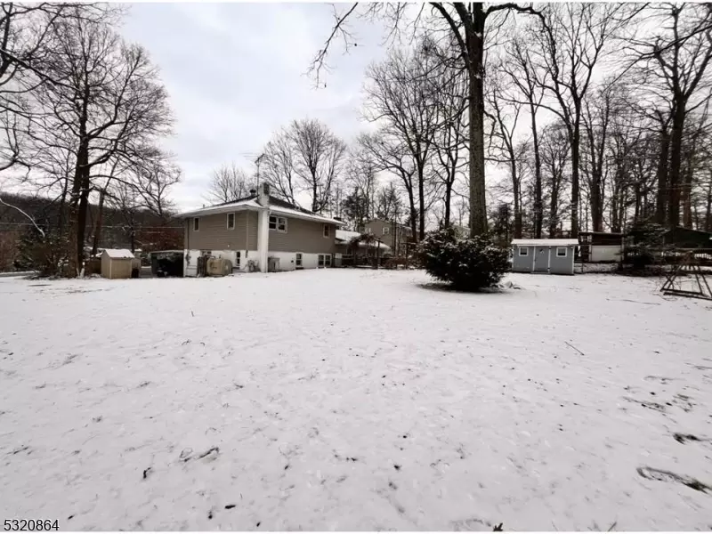  151 Barry Dr N, Vernon Twp, NJ 07422 photo 30