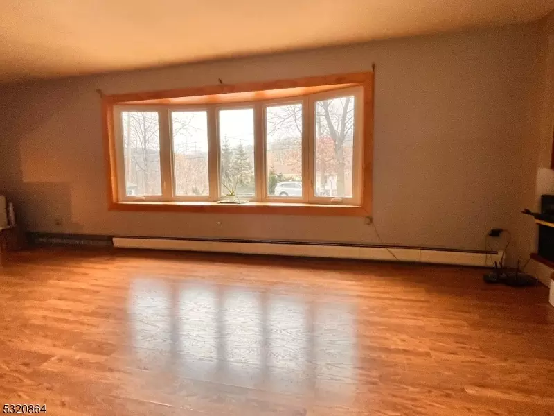  151 Barry Dr N, Vernon Twp, NJ 07422 photo 8