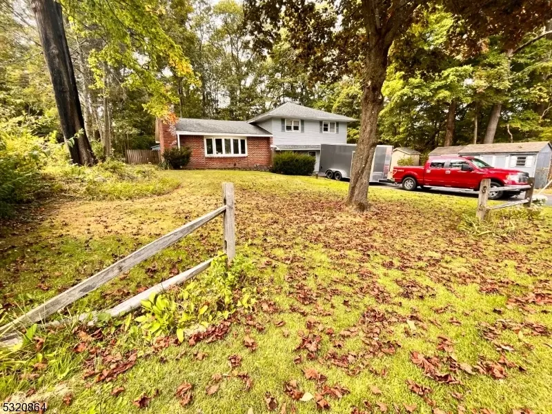  151 Barry Dr N, Vernon Twp, NJ 07422 photo 4