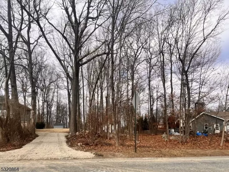  151 Barry Dr N, Vernon Twp, NJ 07422 photo 36