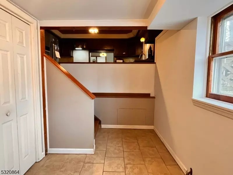  151 Barry Dr N, Vernon Twp, NJ 07422 photo 16