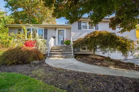 3 Lyle Ave, Wayne, NJ 07470