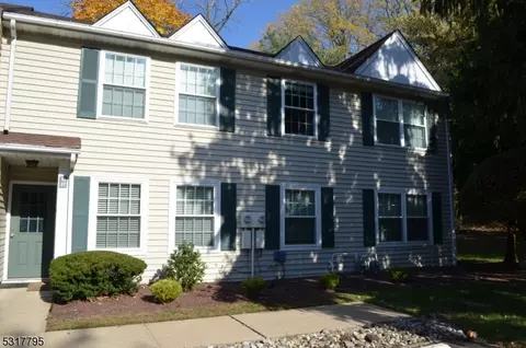 37 Hanover Sq # E, Middlesex, NJ 08846