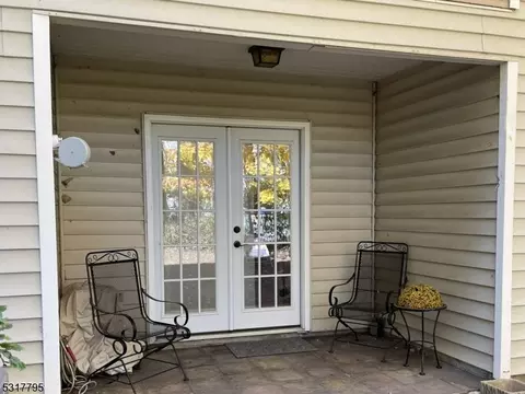 37 Hanover Sq # E, Middlesex, NJ 08846 photo 13