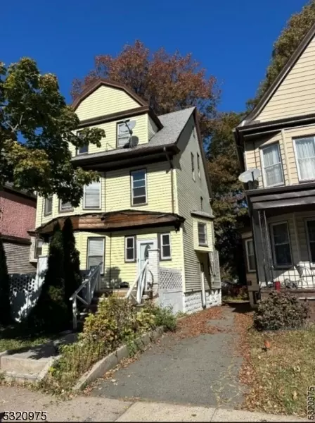 334 Rutledge Ave, East Orange, NJ 07017