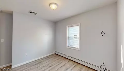 8 Cayuga Trl, Wayne, NJ 07470 photo 16