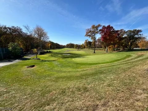8 Cayuga Trl, Wayne, NJ 07470 photo 29