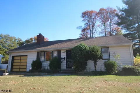 135 W Hendricks Blvd, South Plainfield, NJ 07080