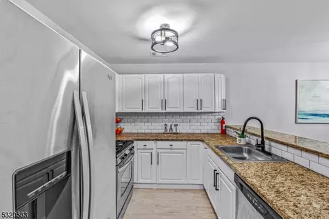108 Berry St, Hackensack, NJ 07601 photo 6