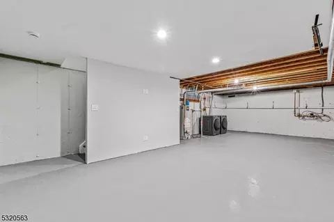 108 Berry St, Hackensack, NJ 07601 photo 28