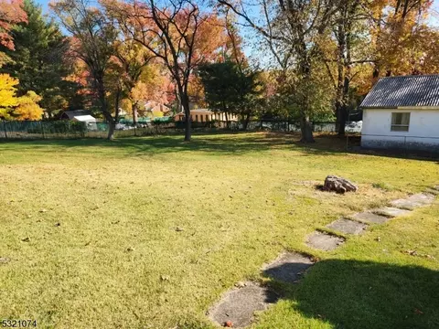 80 Forest Ave, Paramus, NJ 07652 photo 34