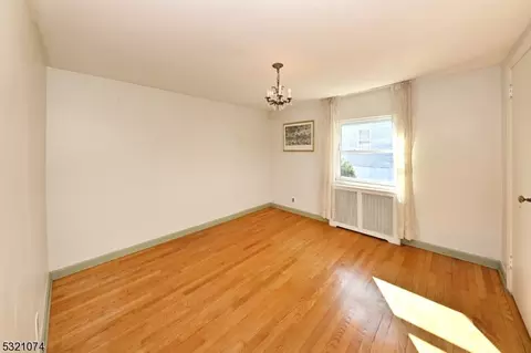 80 Forest Ave, Paramus, NJ 07652 photo 22