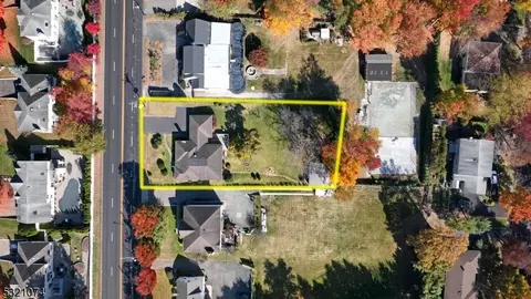80 Forest Ave, Paramus, NJ 07652 photo 38