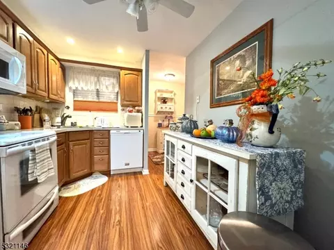 3 Hillside Ct, Clinton, NJ 08809 photo 7