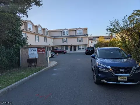 303 Nesbit Tr C0701 #7, Irvington, NJ 07111