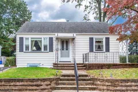 9 Ideal Ct, Nutley, NJ 07110 photo 2