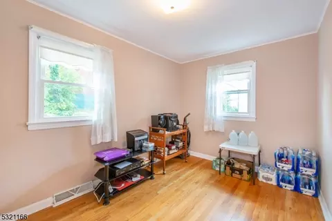 9 Ideal Ct, Nutley, NJ 07110 photo 12