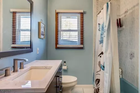 13 Park Pl, Middlesex, NJ 08846 photo 12