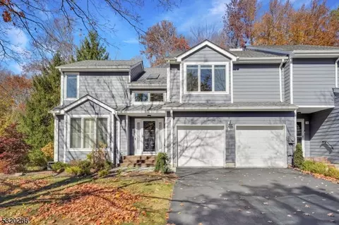 13 Raven Dr, Morristown, NJ 07960